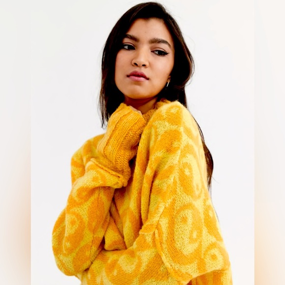 Free People Sweaters - FREE PEOPLE Yin Yang Oversized Sweater-yellow | Wool Blend | Mock neck | Size XS